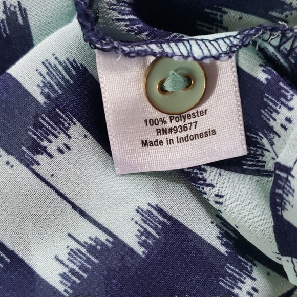 EUC🦋 a.n.a. Lightweight Blouse XL - Picture 6 of 6